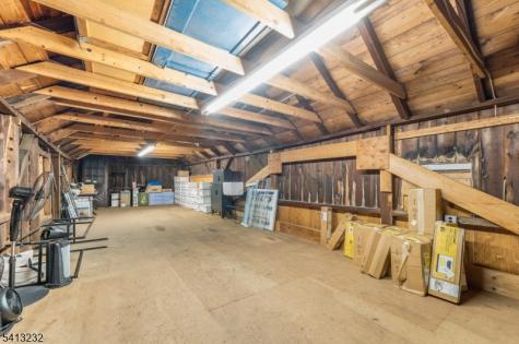 5 Larison Lane East Amwell NJ 08551
