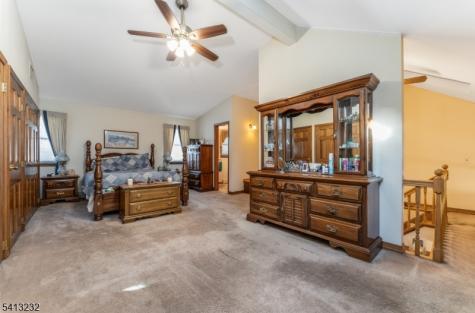 5 Larison Lane East Amwell NJ 08551