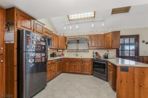5 Larison Lane East Amwell NJ 08551