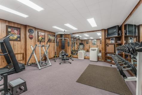 5 Larison Lane East Amwell NJ 08551