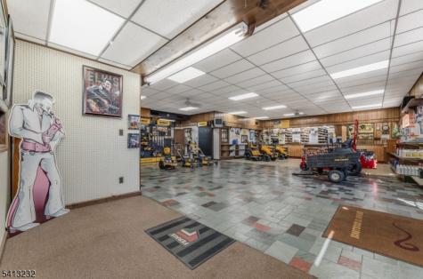 5 Larison Lane East Amwell NJ 08551
