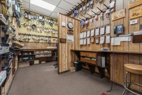 5 Larison Lane East Amwell NJ 08551