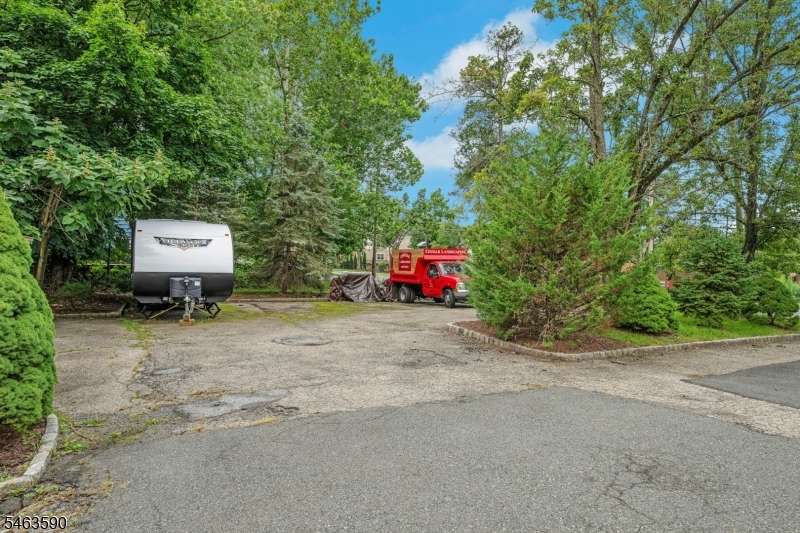 380 E Northfield Road Livingston NJ 07039