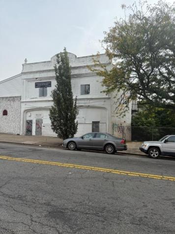 772 Drive Martin Luther King J Newark NJ 07102