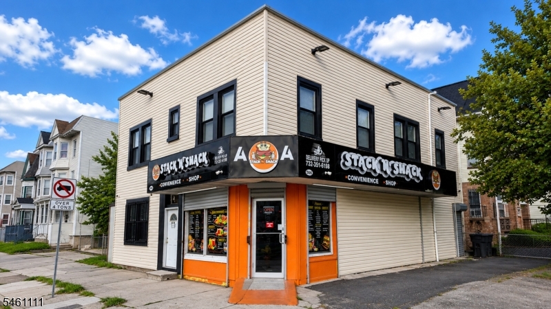 566 Hawthorne Avenue Newark NJ 07112