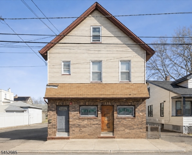 77 Maple Avenue Wallington NJ 07057