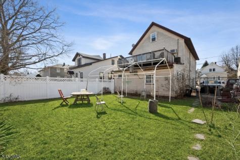 77 Maple Avenue Wallington NJ 07057