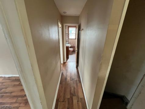 77 Maple Avenue Wallington NJ 07057
