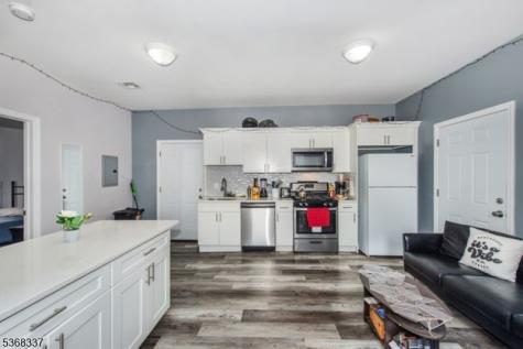 47 Washington Avenue Nutley NJ 07110