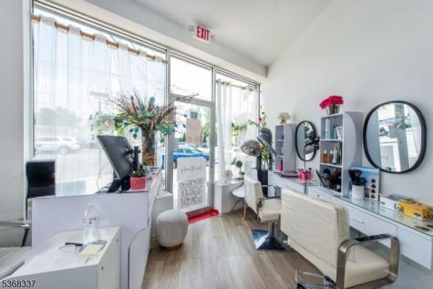 47 Washington Avenue Nutley NJ 07110