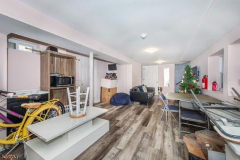 47 Washington Avenue Nutley NJ 07110