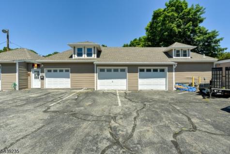 150 Hamburg Turnpike Bloomingdale NJ 07403