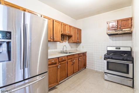 99 Pulaski Street Newark NJ 07105