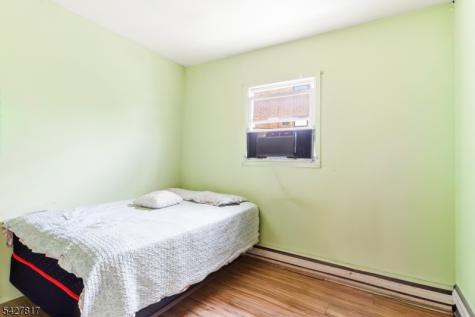 99 Pulaski Street Newark NJ 07105
