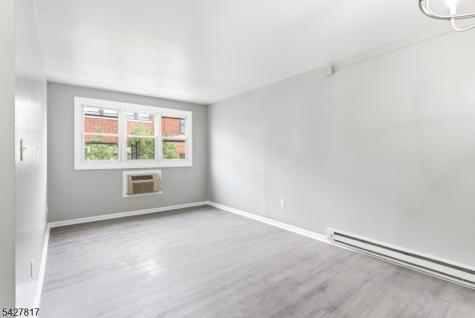 99 Pulaski Street Newark NJ 07105