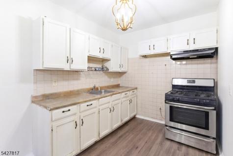 99 Pulaski Street Newark NJ 07105