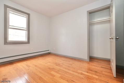 47 Fleming Avenue Newark NJ 07105
