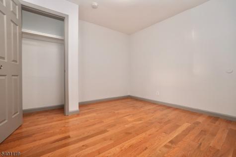 47 Fleming Avenue Newark NJ 07105