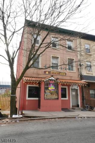 47 Fleming Avenue Newark NJ 07105
