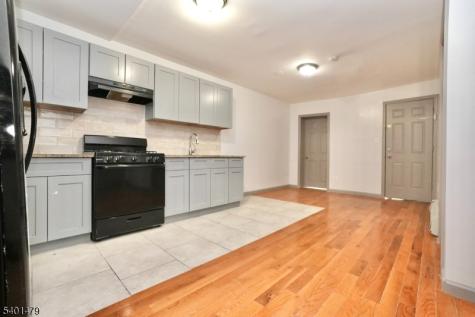 47 Fleming Avenue Newark NJ 07105