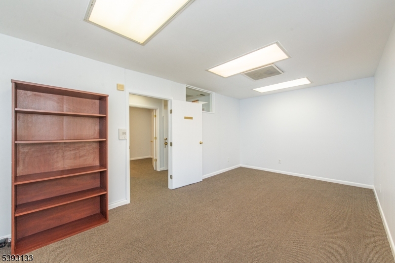 150 River Road, D4 Montville NJ 07045