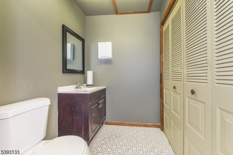 150 River Road, D4 Montville NJ 07045