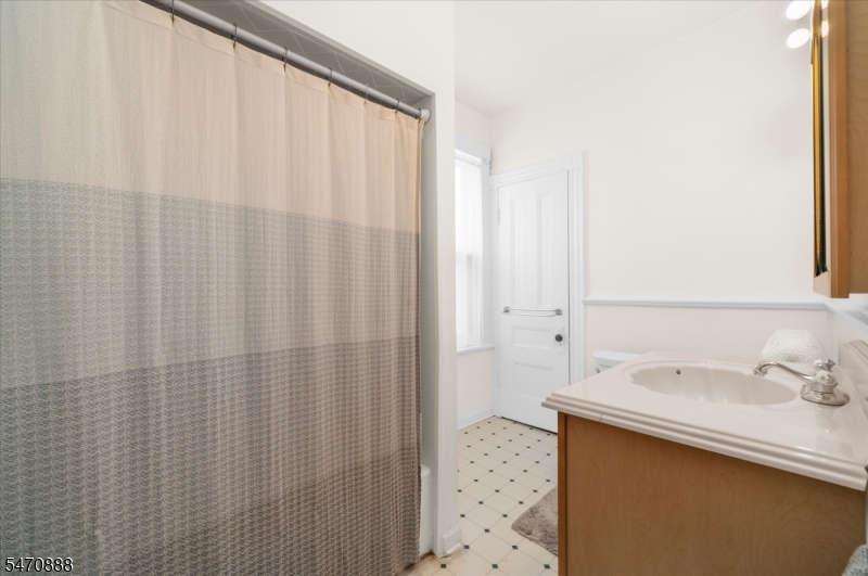 128 Belvidere Avenue Washington NJ 07882