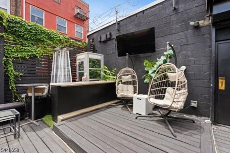 246 Mulberry Street Newark NJ 07102