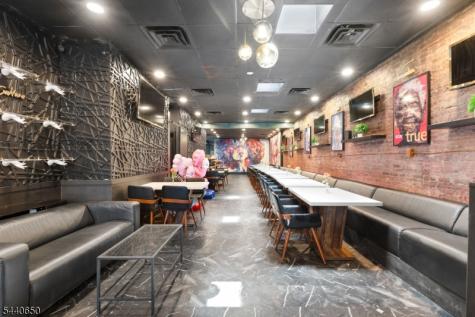 246 Mulberry Street Newark NJ 07102