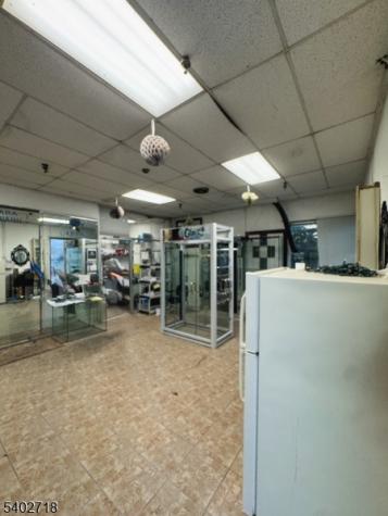 1050 Valley Street Union NJ 07088