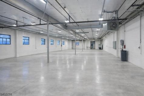 1050 Valley Street Union NJ 07088