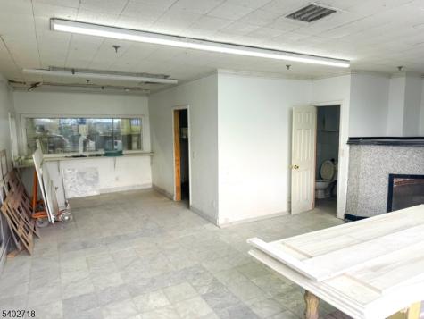 1050 Valley Street Union NJ 07088