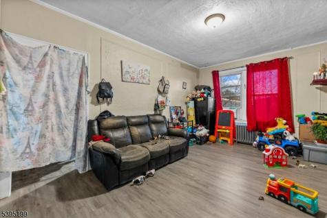 143 Prospect Avenue Irvington NJ 07111