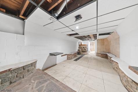 476 Bloy Street Hillside NJ 07205