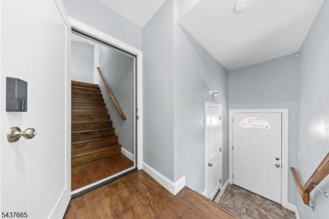 476 Bloy Street Hillside NJ 07205