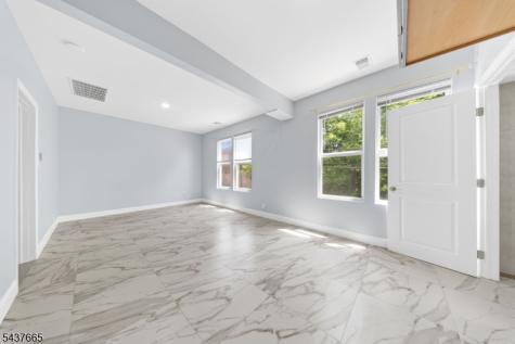 476 Bloy Street Hillside NJ 07205