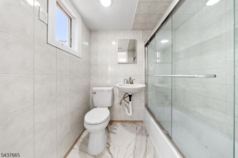 476 Bloy Street Hillside NJ 07205