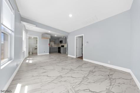 476 Bloy Street Hillside NJ 07205