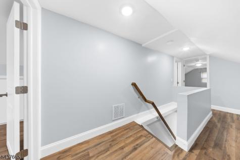 476 Bloy Street Hillside NJ 07205