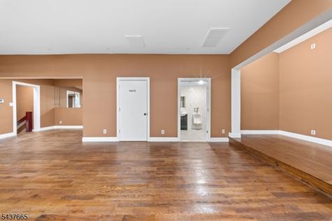 476 Bloy Street Hillside NJ 07205