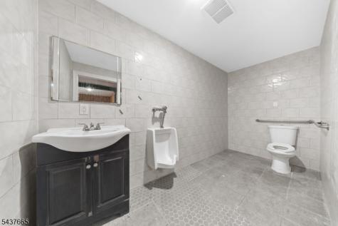 476 Bloy Street Hillside NJ 07205