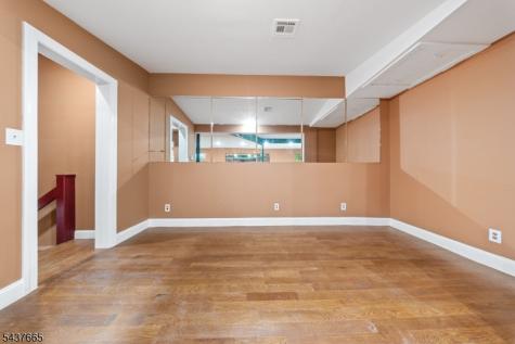 476 Bloy Street Hillside NJ 07205