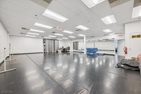 258 King George Road Warren NJ 07059