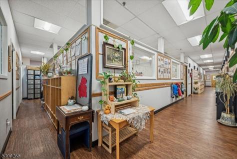 258 King George Road Warren NJ 07059