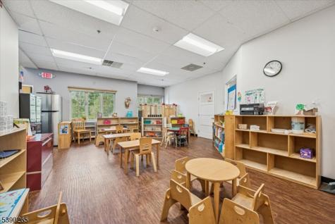 258 King George Road Warren NJ 07059