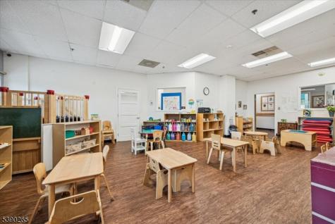 258 King George Road Warren NJ 07059