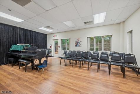 258 King George Road Warren NJ 07059