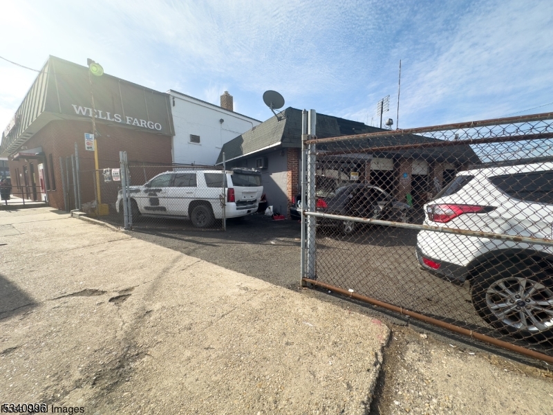 424 Bloomfield Avenue Newark NJ 07107