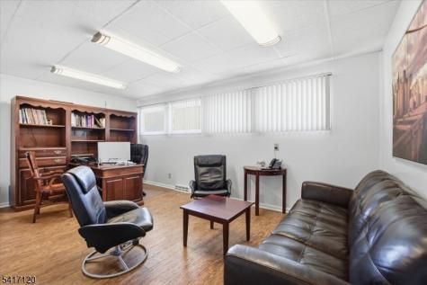 8 Shunpike Madison NJ 07940