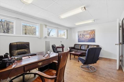 8 Shunpike Madison NJ 07940